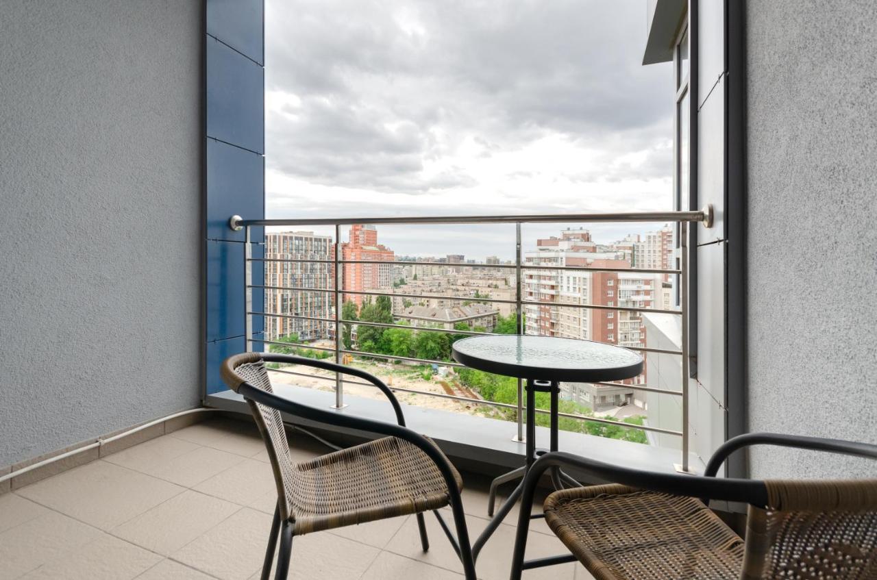 Petrovdom Apartaments 11-212 In Rc Central Park, 7 John Mccain Street เคียฟ ภายนอก รูปภาพ